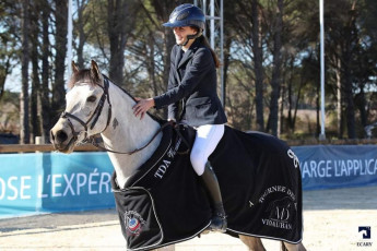 MD Management Equestre - chemise de remise de prix