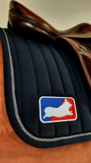2 - Tapis de selle - logo création originale