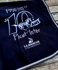 2 - PONY MOUNTED GAMES ST-LÔ PICOT'INTER - chemises de remise des prix